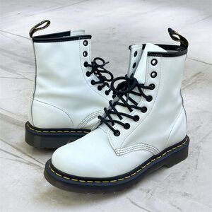 Dr Martens 1460 White Smooth Leather Boots Womens 7 Ankle Combat 11821 - Unworn